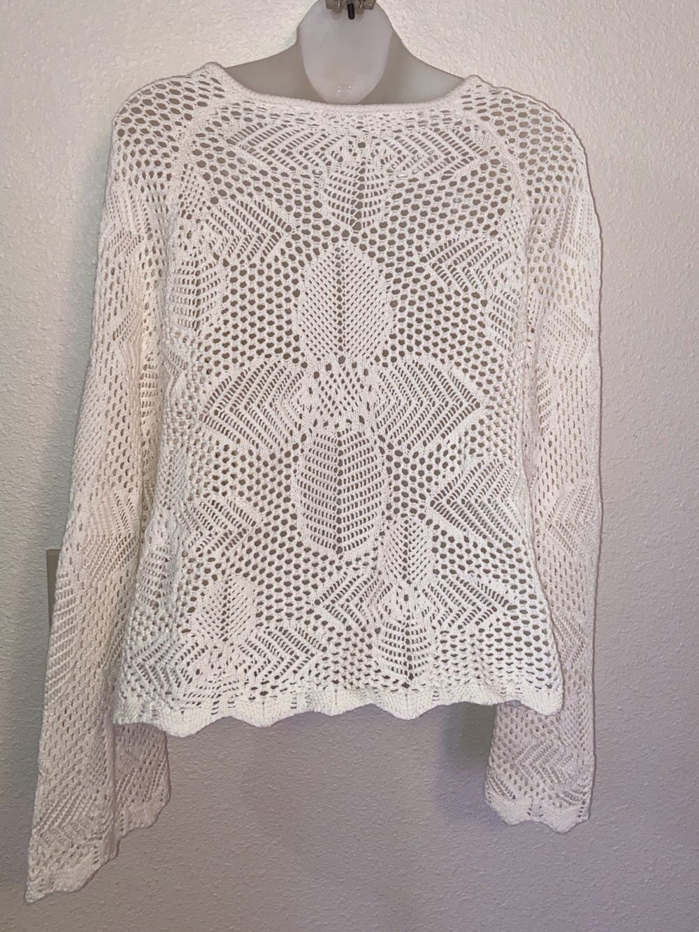 Celebrity Pink Open Crochet Cardigan in Cream Size XL - Picture 4 of 7
